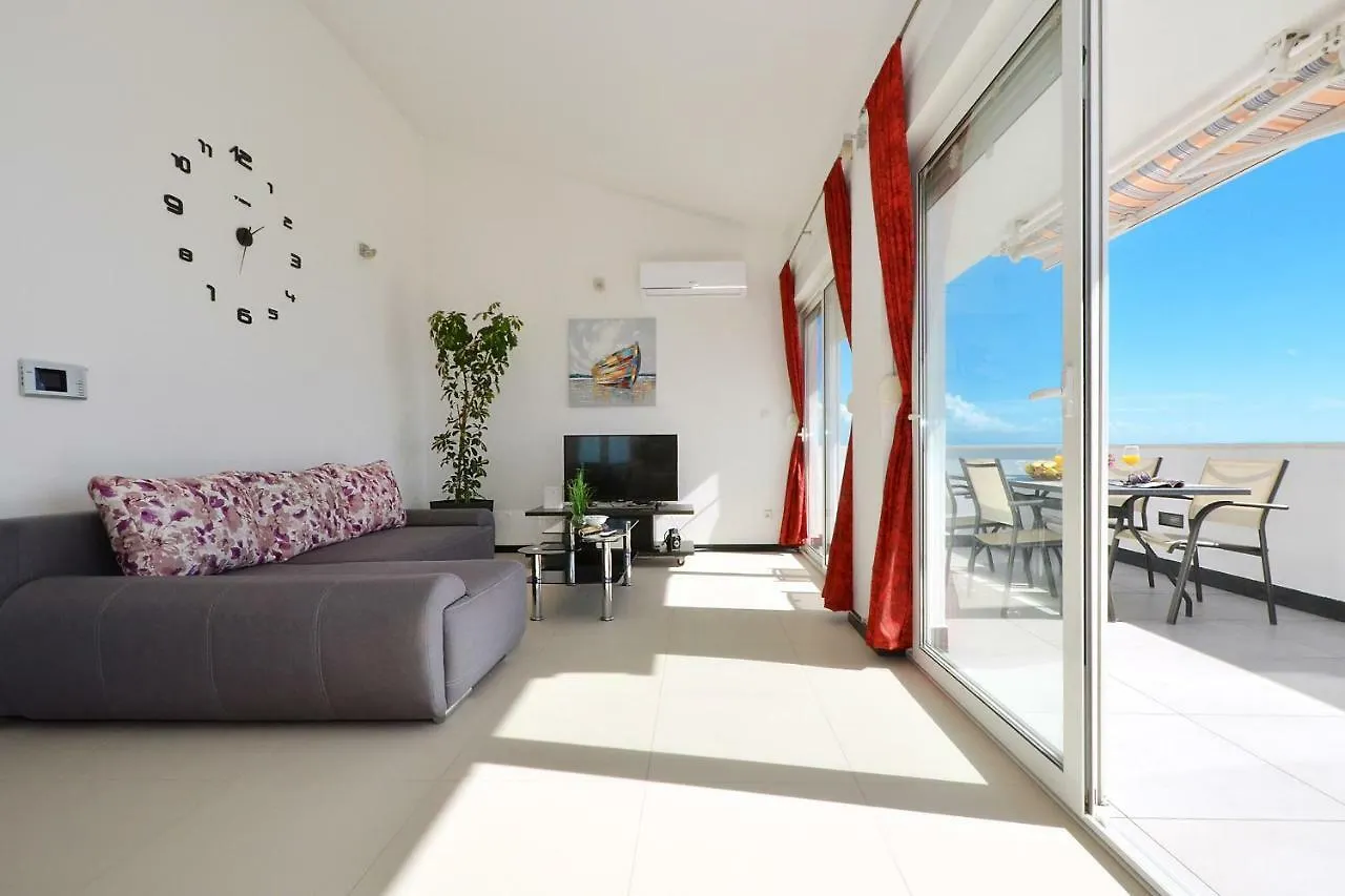 Stunning View Apartment With Pool Trogir 0*,