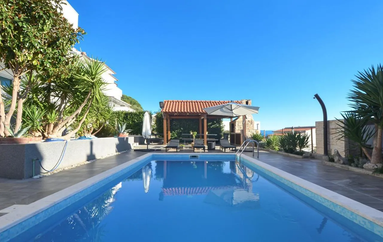 Stunning View Apartment With Pool Trogir