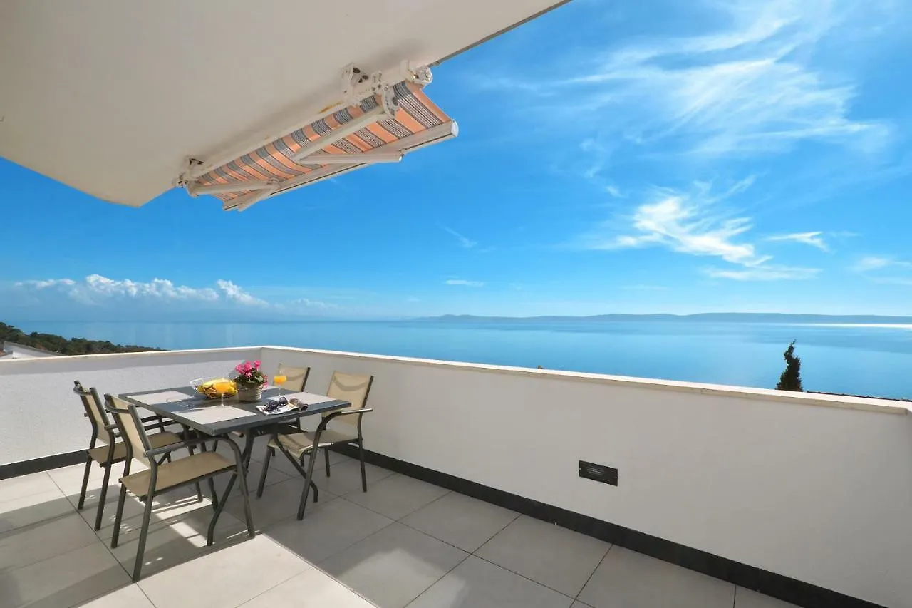 Stunning View Apartment With Pool Trogir Croatia